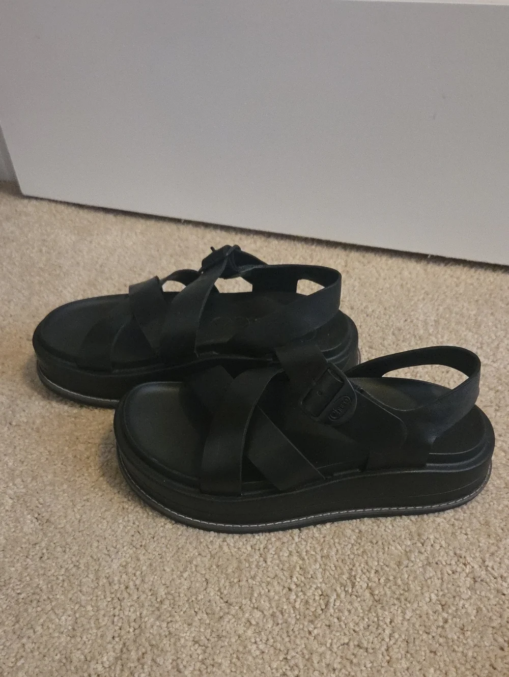 Chaco Townes Womens sandals Shoes in black Womens Size 5 In great Shape.